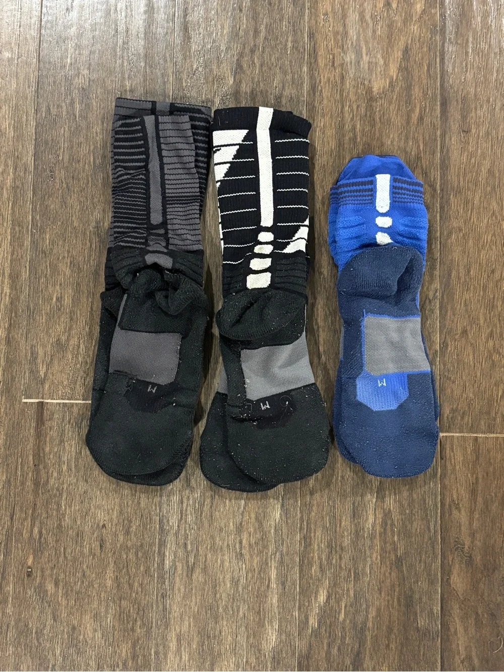 Nike Elite Hyper Elite Men’s Athletic Cushioned Socks - Medium